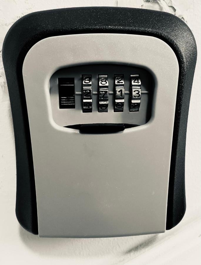 Apartament Goplanska Free Parking Self Check-In 24H Познан Екстериор снимка
