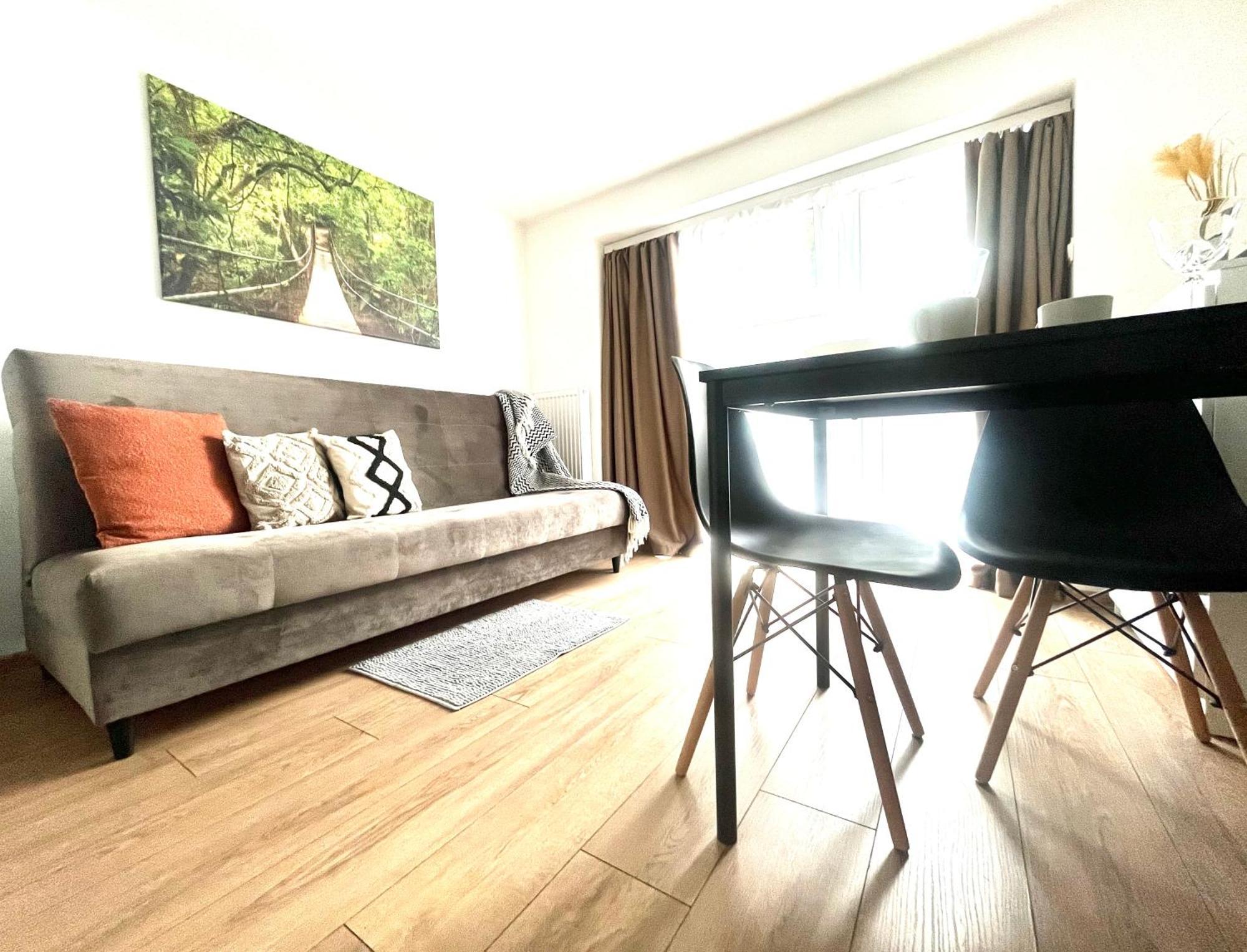 Apartament Goplanska Free Parking Self Check-In 24H Познан Екстериор снимка