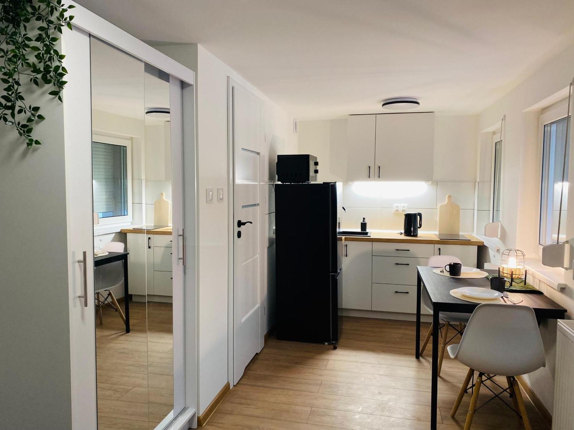 Apartament Goplanska Free Parking Self Check-In 24H Познан Екстериор снимка